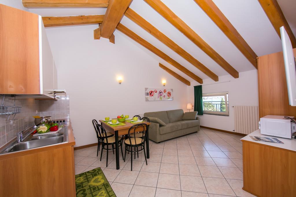 Residence Riva Del Lario Gravedona Dış mekan fotoğraf